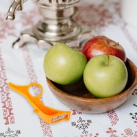 Gloway Outils gadgets de cuisine sûrs multifonctionnels Petit éplucheur de melon et de fruits Anneau de pomme Éplucheur d'orange manuel pour agrumes et poires