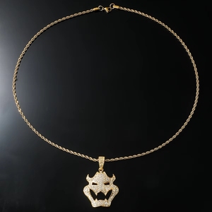 Collana con Ciondolo a Maschera di Diavolo Iced-Out Bling per Bambini, con <span class=keywords><strong>Pietre</strong></span> CZ Completamente Incastonate, Catena a Corda Placcata Oro 14K - Product Image 5