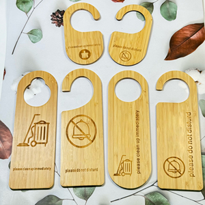 Xinrunjin ป้ายประตูไม้ไผ่ติดโลโก้ตามสั่งสำหรับโรงแรมเป็นมิตรต่อสิ่งแวดล้อมและทนทานไม้แขวนประตูสำหรับโรงแรม - Product Image 3