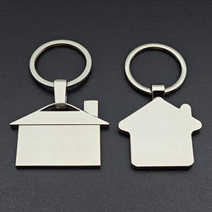 Vente en gros de Offres Spéciales porte-clés souvenir en <span class=keywords><strong>bois</strong></span> de <span class=keywords><strong>maison</strong></span> porte-clés en <span class=keywords><strong>bois</strong></span> gravé avec le logo de sublimation bon marché vierge en métal - Product Image 5