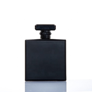 Mat pour hommes, flacons <span class=keywords><strong>de</strong></span> Parfum <span class=keywords><strong>de</strong></span> Luxe vides, noir mat, carré, vente en gros, 100ml, vente en gros - Product Image 1