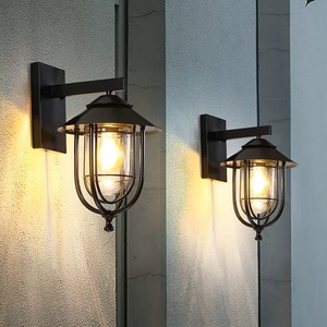 새로운 릴리스 야외 LED 벽 램프 6W/10W 따뜻한 흰색 필라멘트 전구 복고풍 스타일 IP65 방수 철 세련된 야외 벽 조명 - Product Image 2