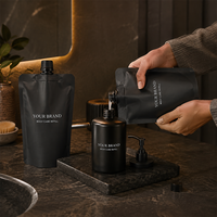 Pochette de recharge personnalisée imprimée, refermable et anti-fuite pour crème corporelle, emballage cosmétique de luxe parfumé, noir mat avec bec verseur, vente en gros
