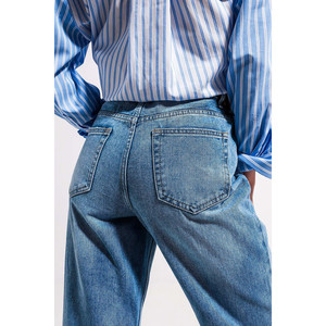 Jeans de Cintura Alta con Abertura en el Bajo en Lavado Vintage - Product Image 5