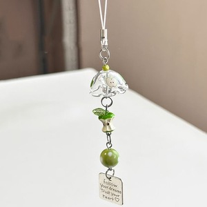 Colgante de abalorios de la suerte hecho a mano con campanilla de viento verde para decoración de teléfono, cámara, bolso o llavero - Product Image 2