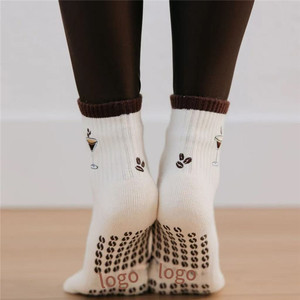 Calcetines <span class=keywords><strong>de</strong></span> Yoga <span class=keywords><strong>de</strong></span> Algodón con Logotipo Personalizado <span class=keywords><strong>de</strong></span> Primera Calidad, Calcetines Deportivos Antideslizantes, Calcetines <span class=keywords><strong>de</strong></span> Pilates con Agarre, Calcetines <span class=keywords><strong>de</strong></span> Alta Calidad - Product Image 5