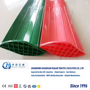 Barandilla de Seguridad en Forma de W Galvanizada de <span class=keywords><strong>4</strong></span>.0 mm, Barrera de Seguridad Vial de Zinc de 550 g para Proyectos de Carreteras - Product Image 6