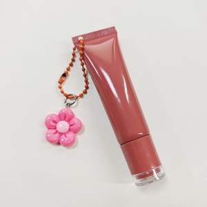 شفاه بلاستيكية فارغة 8 جم 15 جم مخصصة مستحضرات تجميل أحمر شفاه ضغط أنابيب شفافة مع غطاء سيليكون - Product Image 6