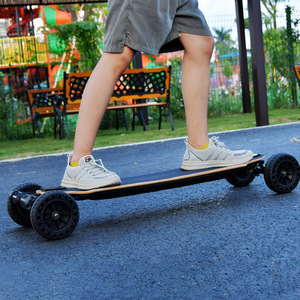 Planche à roulettes électrique tout-terrain, amortisseur, télécommande sans fil pour adultes, <span class=keywords><strong>transport</strong></span> à quatre roues - Product Image 2