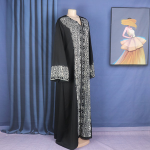 Robes <span class=keywords><strong>Abaya</strong></span> Musulmanes à Strass <span class=keywords><strong>Pas</strong></span> Chères de Fabricants CCY, Robe Longue <span class=keywords><strong>Abaya</strong></span> Africaine à Col en V pour Femmes de Dubaï - Product Image 6