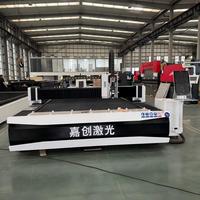 Machine de découpe laser à fibre CNC 3000W 1530 à chargement automatique pour tôles en acier inoxydable et aluminium, haute vitesse