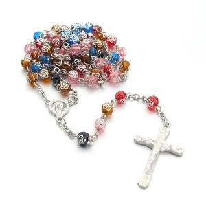 Collier Chapelet Catholique en Acrylique avec Perles Florales, Pendentif Croix Crucifix Or et Argent, Bijoux <span class=keywords><strong>de</strong></span> <span class=keywords><strong>Prière</strong></span> Religieux - Product Image 3