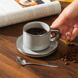 Elegante Set Tazza da Caffè in Ceramica con Bordo Argentato, Piattino e Cucchiaino, Tazza da Tè in Porcellana per Casa, Caffetteria, Matrimoni, Tè Pomeridiano, Regalo - Product Image 5