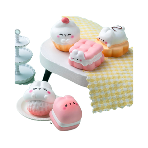 Juguetes de Comida de Resina 3D con Forma de Conejo, Galletas Sandwich, Cupcakes, Macarons, Galletas de Mantequilla, Algodón de Azúcar, Fresas con Crema para Niños - Product Image 1