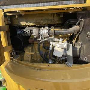 Mini-excavatrice Caterpillar 303.5 d'occasion, excavatrice hydraulique sur chenilles, 3,5 tonnes, capacité de la benne de 0,12 m, petit équipement de construction - Product Image 2