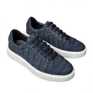 Sneakers en daim de crocodile bleu marine faites à la main – Chaussures décontractées à lacets pour hommes, semelle épaisse, pour un usage quotidien élégant - Product Image 1