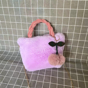 Bolso Bandolera de Piel Sintética con Diseño de Cereza y Cadena Moderna, de Gran Capacidad, con un Lindo Diseño de Dibujos Animados - Product Image 4