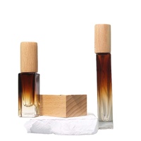 5ML 10ML verre recyclable col à vis ambre bleu dégradé couleur carré sous voyage parfum vaporisateur avec bouchon en bois