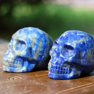 Calaveras de Cristal Azul Natural Talladas a Mano - Colección de Mascotas para Regalo de Halloween - Product Image 1