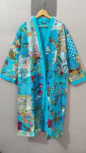 Bata de dormir informal de algodón suave para mujer, estilo kimono Kantha acolchado de longitud completa, con cuello en V y manga tres cuartos, ideal para primavera. - Product Image 3