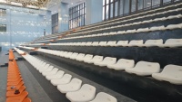 Chaise creuse en plastique moulé par soufflage, légère, résistante aux intempéries, sièges de stade en PE/HDPE, design ergonomique, garantie 5 ans