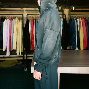 Sweat à capuche de haute qualité en coton 100% avec effet délavé à l'acide, fermeture éclair et broderie vieillie - Product Image 3