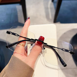<span class=keywords><strong>Gafas</strong></span> para miopía <span class=keywords><strong>de</strong></span> <span class=keywords><strong>tendencia</strong></span> sin marco, ultraligeras, con borde <span class=keywords><strong>de</strong></span> corte cuadrado pequeño, luz antiazul, <span class=keywords><strong>gafas</strong></span> <span class=keywords><strong>de</strong></span> visión cercana, <span class=keywords><strong>gafas</strong></span> Unisex ultraligeras - Product Image 1