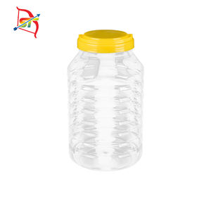 Chai nước khoáng tái chế thân thiện với môi trường từ <span class=keywords><strong>PET</strong></span>, dung tích 500ml và 1L, nhẹ, có nắp thể thao, không BPA, cung cấp số <span class=keywords><strong>l</strong></span>ượng <span class=keywords><strong>l</strong></span>ớn - Product Image 1