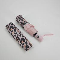 Parapluie pliant rose à imprimé léopard avec logo personnalisé, 8 baleines, ouverture et fermeture automatiques, sangle de poignet, pochette, pour femme, voyage, premium, mode chic