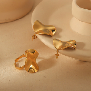 Geometric 18K Gold <b>Stud</b> <b>Earrings</b> Irregular Folds Everyday Wear - Product Image 1