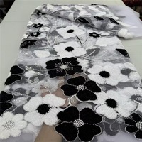 Tissu en dentelle française Janvier avec motifs floraux, broderie 3D de fleurs en ruban, perles et paillettes