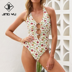 Traje de Baño de una Pieza con Cuello Halter, Estampado Playero, con Cuentas, Personalizado, de Poliéster Reciclado - Product Image 2