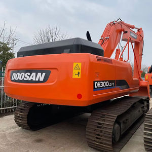 Excavatrice sur chenilles Doosan DH300 d'occasion, 30 tonnes, moteur d'origine, haute stabilité, pour les travaux miniers, les travaux de terrassement et les projets d'infrastructure - Product Image 1