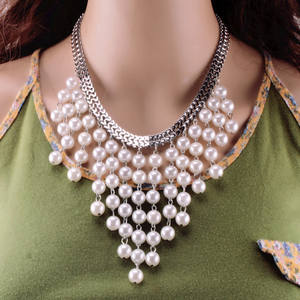 Collar de perlas en capas a la moda, perlas de imitación doradas y plateadas, joyería de fiesta de varias capas - Product Image 3