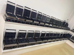 เครื่องทำวาฟเฟิลสี่เหลี่ยมแบบตาข่ายคู่สำหรับร้านขายขนมสไตล์ยุโรป - Product Image 4