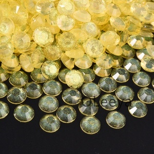 Oleeya Usine En Gros 6mm Flatback Strass Galaxy Série Résine Non Hot Fix Strass sur Strass pour Gobelets Résine Artisanat - Product Image 5