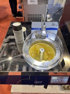 Congelatore Verticale a Batch da 30L/H per Mantenere Fresco Durante la Notte, Macchina per Gelato Artigianale da Banco Tutto in Uno, 1800W Monofase per Gelateria - Product Image 2
