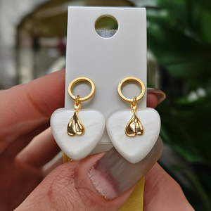 Pendientes Colgantes en Forma de Corazón, Acero Inoxidable 316L, Baño de Oro PVD, Joyería de Moda Sostenible y Resistente - Product Image 3