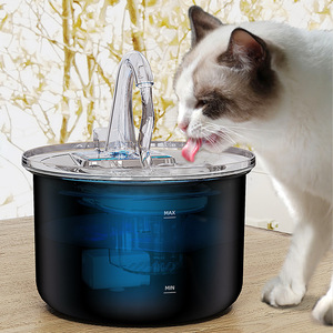 Fuente de agua para mascotas para gatos y perros con luz e indicador de nivel de agua visible, enchufe eléctrico, color negro, FT100 - Product Image 2