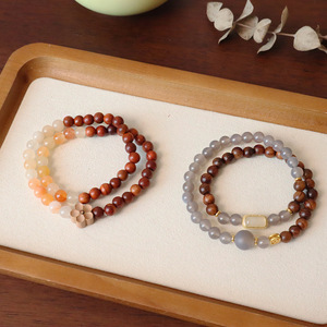 Perle di preghiera in legno di pesco e agata, con doppio cerchio, in seta dorata e giada, con perle di trasporto in legno e perle Buddha, in legno di albero acido e pera nera. - Product Image 1