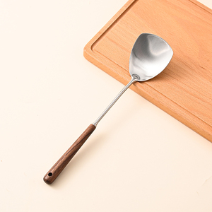 Espátula para Wok de Acero Inoxidable 316L, Resistente al Calor y Anti-Quemaduras, con Mango de Madera, Utensilio de Cocina para Uso Doméstico - Product Image 2