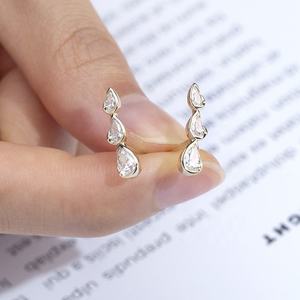 Luxurious & Stylish 18kt Solid Gold Detachable Diamond <b>Earrings</b> Newest <b>Fine</b> Product Genre - Product Image 3