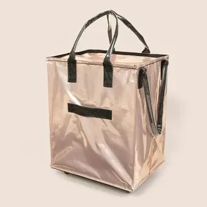 OEM özel kullanımlık PP dokuma malzeme hafif haddeleme seyahat çantası tekerlekler ve kolu ile katlanabilir bez çanta bakkal alışveriş çantası