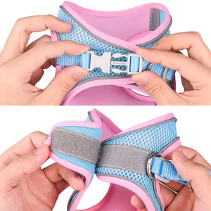 Set <span class=keywords><strong>Harness</strong></span> dan Tali Anjing Kecil, <span class=keywords><strong>Harness</strong></span> Kucing Lembut dan Bernapas, Rompi Anjing Kucing Berbahan Jaring dengan Tali untuk Anjing Kecil, Chihuahua, dan Anak Kucing - Product Image 3