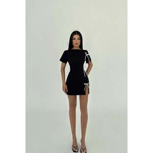 Robe de cocktail noire à nouer - Product Image 1