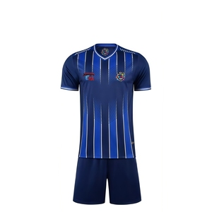 Camiseta de Fútbol Personalizada 2026 para Hombre, Nueva Camiseta de Fútbol de España con Logotipo Inspirada en el Estilo del Real Madrid - Product Image 3