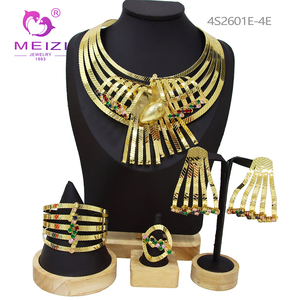 Parure de bijoux de luxe plaqué or 18 carats motif tournesol, style africain nigérian, pour mariée, comprenant collier, boucles d'oreilles, bague et bracelet (4 pièces) - Product Image 6
