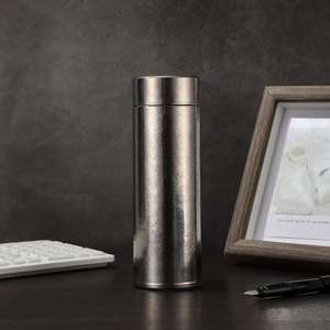 Diseña y personaliza logotipos para tazas de titanio con aislamiento al vacío, tazas de agua de titanio de doble pared para regalos empresariales. - Product Image 2