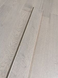 Di alta qualità <span class=keywords><strong>grigio</strong></span> nero pavimento in legno massello di quercia legno duro 12mm 10mm impermeabile smalto bianco <span class=keywords><strong>rovere</strong></span> pavimento in legno ingegnerizzato - Product Image 5