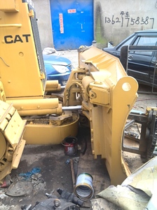 รถดันดินตีนตะขาบ Caterpillar D5H/D5G มือสอง ความจุดันดิน 4.5 เมตร น้ำหนัก 20000 กิโลกรัม ประสิทธิภาพการทำงานสูง ราคาประหยัด - Product Image 3